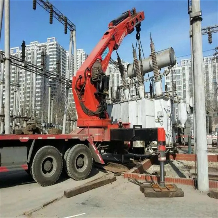 东宝就近吊车出租|工地厂房吊装设备租赁|24小时高效响应