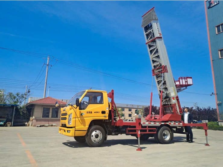 东宝云梯车出租费用解析：如何选择更具性价比的服务