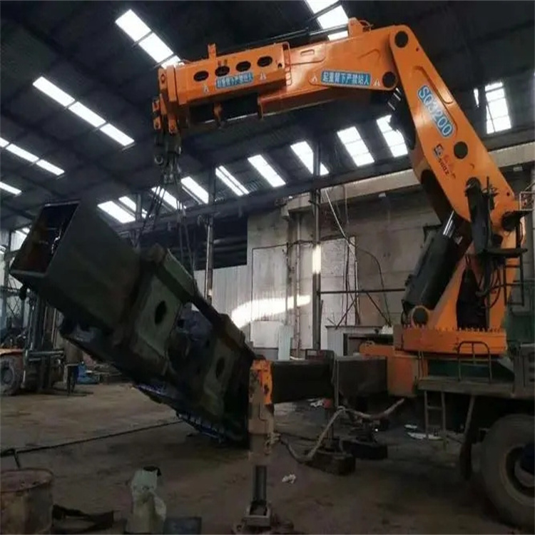 东宝200吨折臂吊出租