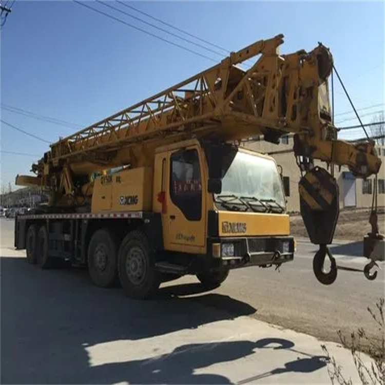 东宝哪里有专业吊车出租